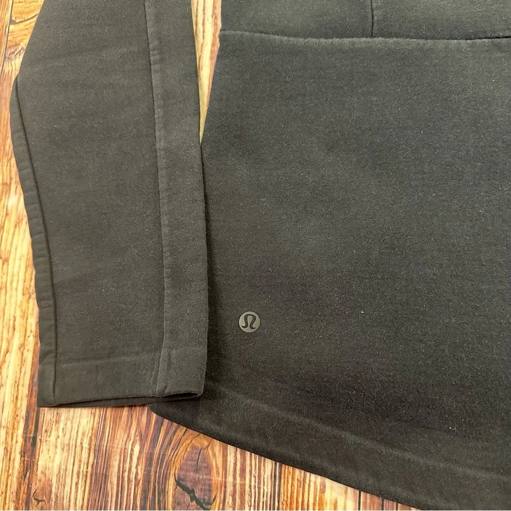 Lululemon Women's Insculpt Jacket Color Heathered Black / Black Size 8 Full Zip